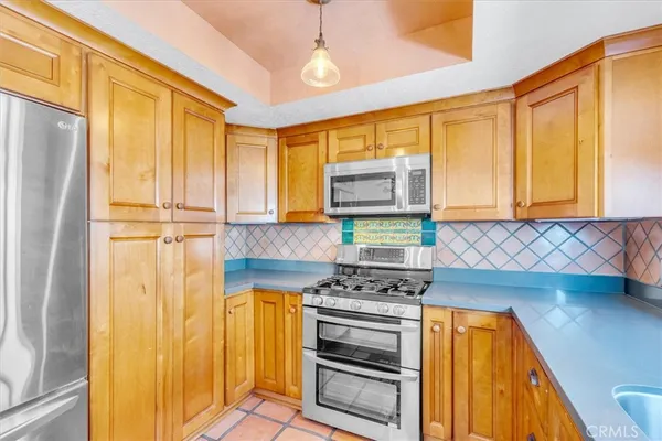 $1,024,000 | 1345 East Grand Avenue, El Segundo, CA 90245