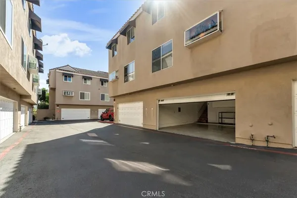 $1,024,000 | 1345 East Grand Avenue, El Segundo, CA 90245