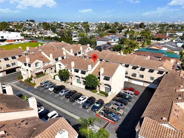 $1,024,000 | 1345 East Grand Avenue, El Segundo, CA 90245