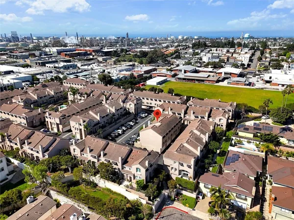 $1,024,000 | 1345 East Grand Avenue, El Segundo, CA 90245