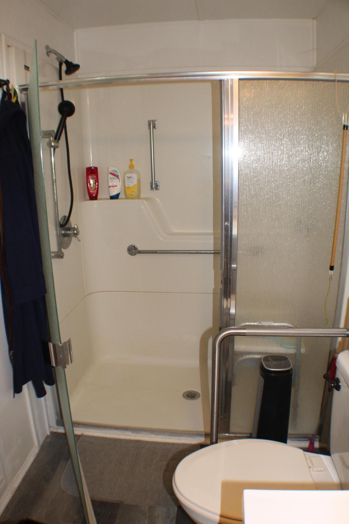 6226 East Evans Creek Road, Unit 12 Rogue River, OR 97537 - Photo 14 of 33