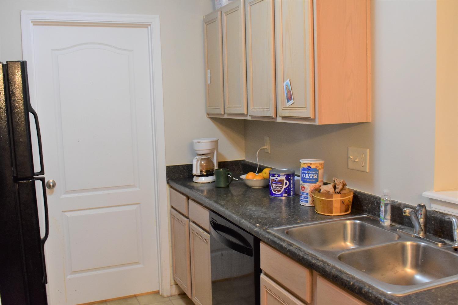 3408 North Bend Road, Unit 5 Cincinnati, OH 45247 - Photo 5 of 12