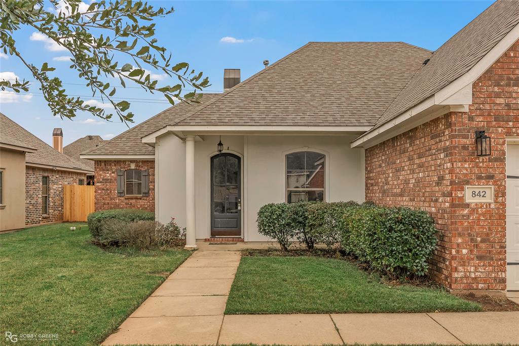 842 Entrada Bossier City, LA 71111 - Photo 2 of 29