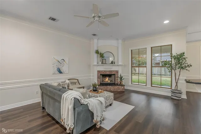 $319,000 | 842 Entrada, Bossier City, LA 71111