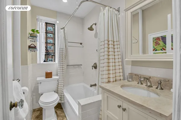 $737,000 | 116 Pinehurst Avenue, Unit M31 | Hudson Heights