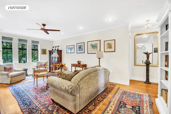 $737,000 | 116 Pinehurst Avenue, Unit M31 | Hudson Heights
