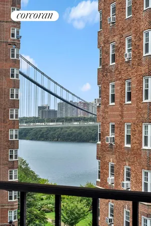 $737,000 | 116 Pinehurst Avenue, Unit M31 | Hudson Heights