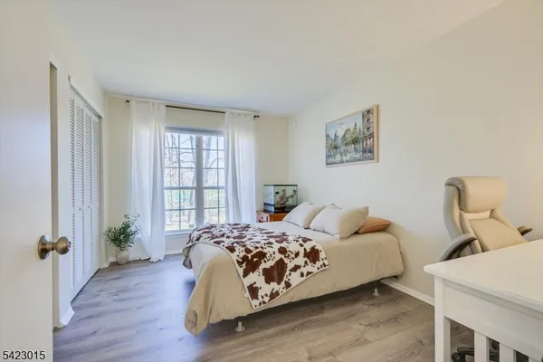 $339,900 | 95 Sapphire Lane, Franklin Park, NJ 08823