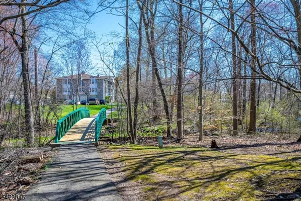 $339,900 | 95 Sapphire Lane, Franklin Park, NJ 08823
