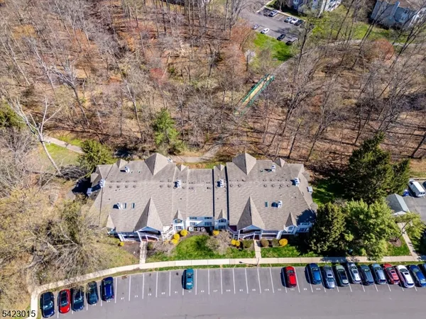 $339,900 | 95 Sapphire Lane, Franklin Park, NJ 08823