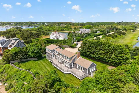 $4,500,000 | 346 Morris Island Road, Chatham, MA 02633