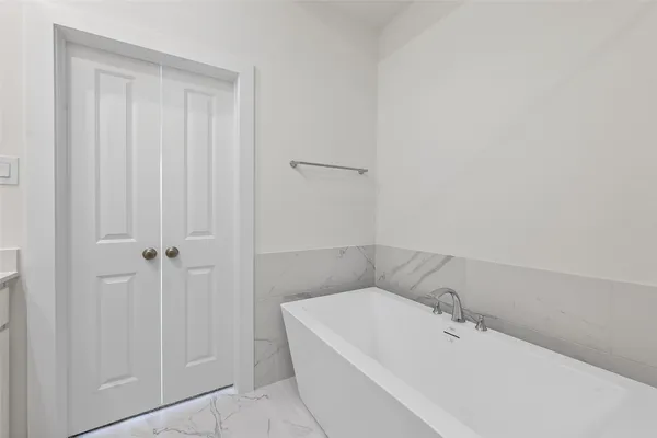 $3,500 | 16739 Lake Austin Street, Cypress, TX 77433