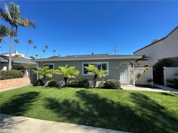 $3,500 | 616 15th Street, Huntington Beach, CA 92648