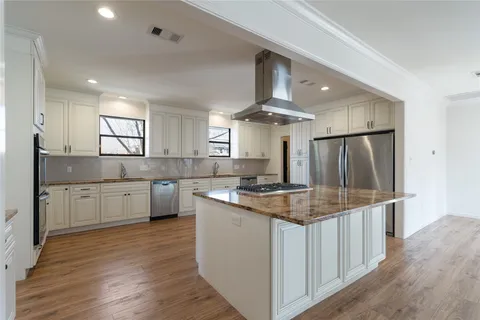 $760,000 | 4430 Osby Drive, Houston, TX 77096