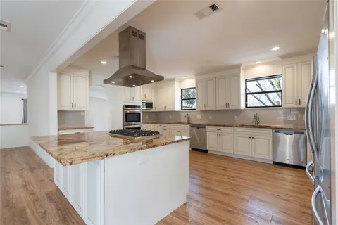 $760,000 | 4430 Osby Drive, Houston, TX 77096