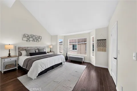 $1,087,000 | 2825 Plaza Del Amo, Unit 102, Torrance, CA 90503