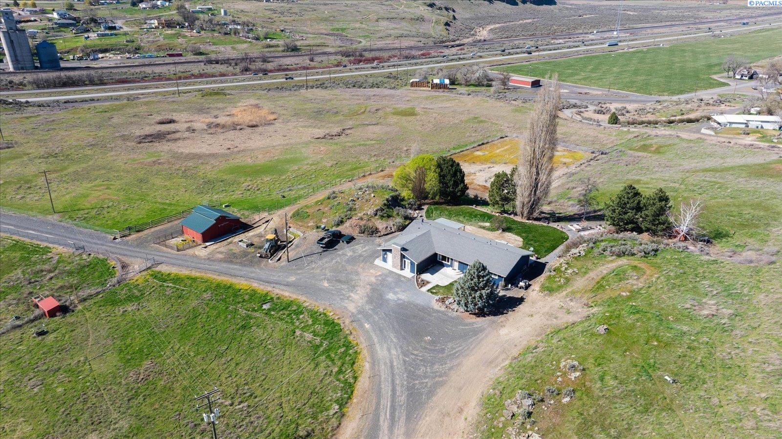700 Blanton Road Eltopia, WA 99330 - Photo 32 of 39 Gallery Image 32