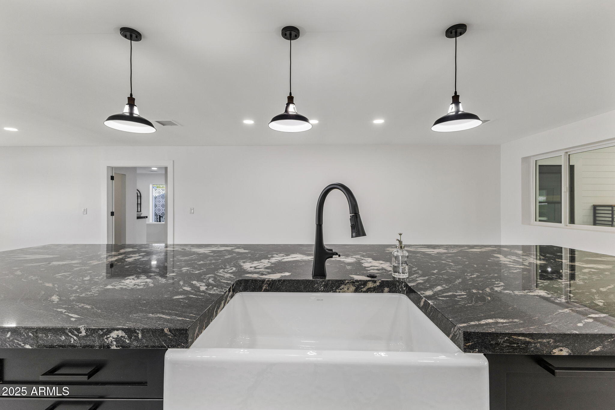 5219 East Lone Mountain Road Cave Creek, AZ 85331 - Photo 19 of 88 Luxury Kitchen Island