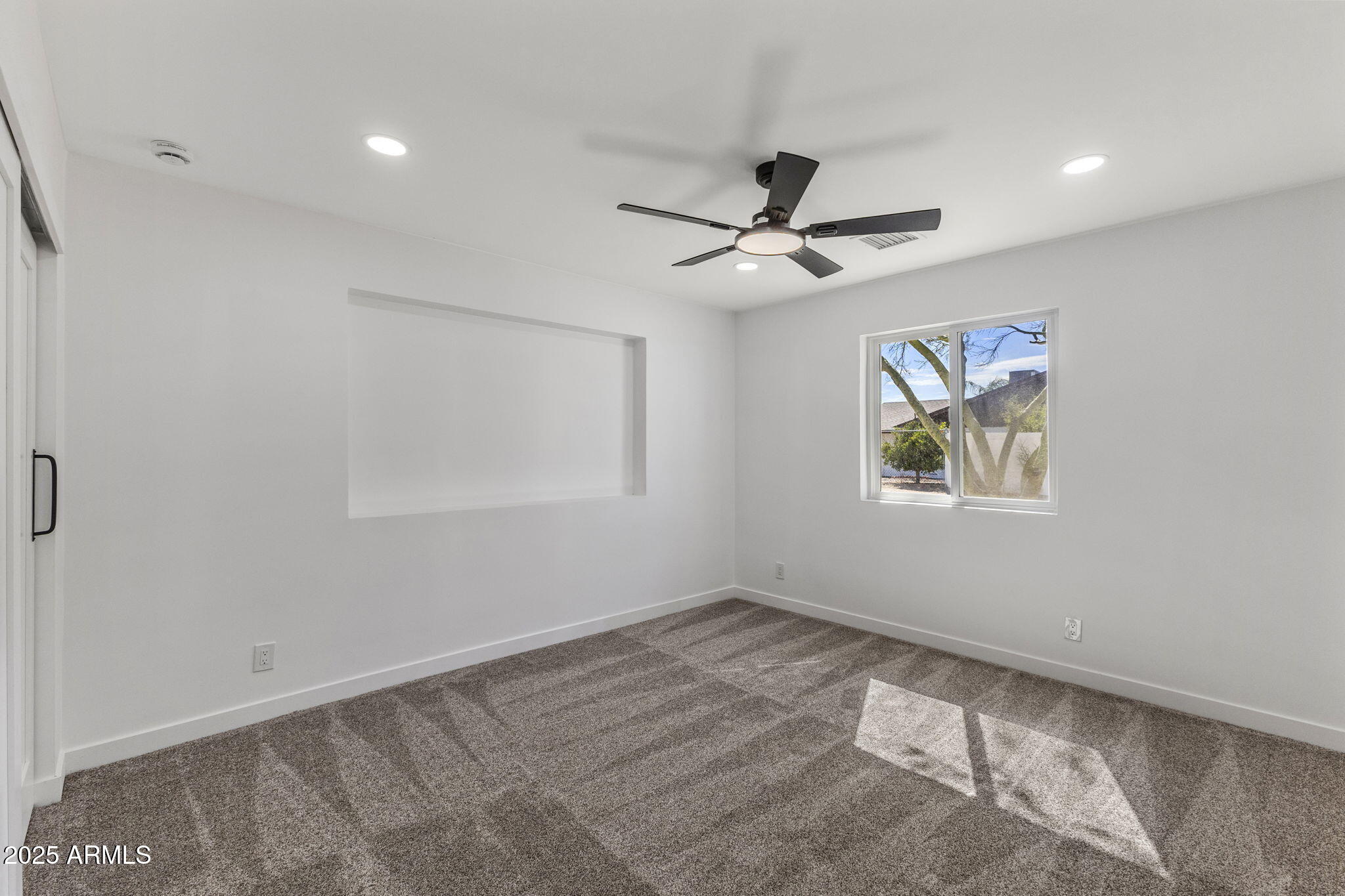 5219 East Lone Mountain Road Cave Creek, AZ 85331 - Photo 46 of 88 Spacious Guest Bedroom