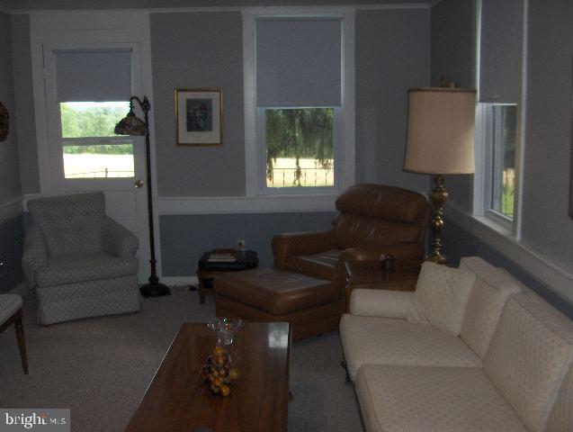 400 Drescher Road Palmyra, PA 17078 - Photo 2 of 12 Gallery Image 2