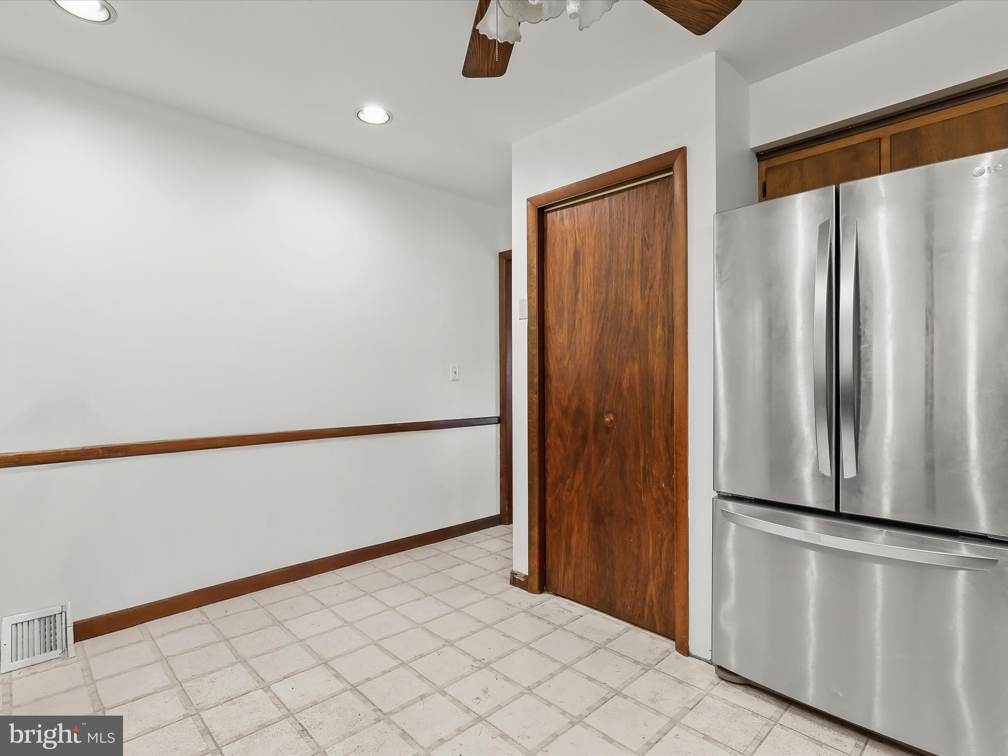 4704 Baughman Mill Road Manchester, MD 21102 - Photo 23 of 64 Kitchen