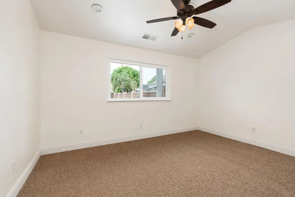 $619,000 | 2371 Sophia Lane, Kingsburg, CA 93631