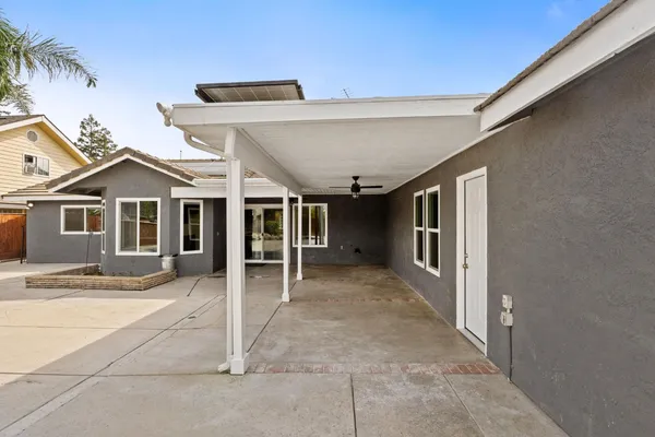 $619,000 | 2371 Sophia Lane, Kingsburg, CA 93631