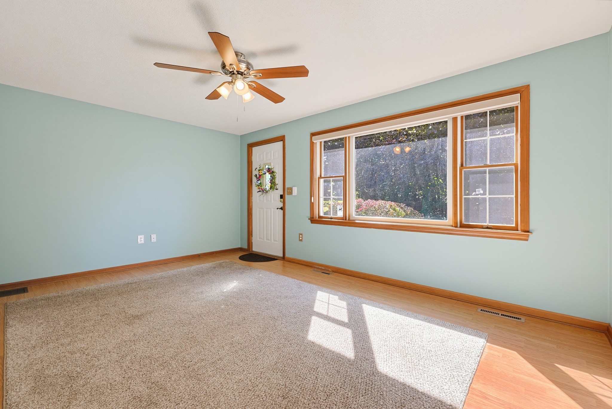 36 Butler Street Ludlow, MA 01056 - Photo 8 of 41 Gallery Image 8