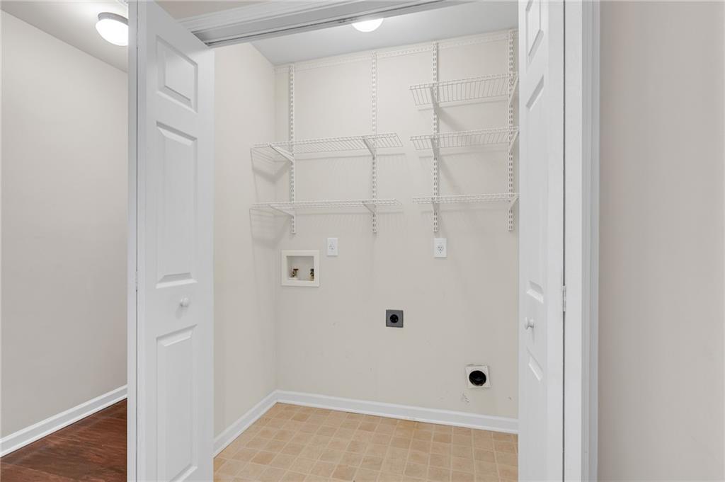 429 Arrowhead Trail Canton, GA 30114 - Photo 12 of 25 a bathroom with a shower