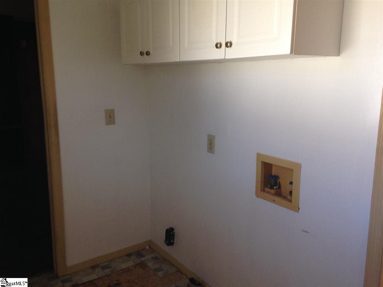 141 Glenn Road Greenville, SC 29607 - Photo 9 of 14 Gallery Image 9
