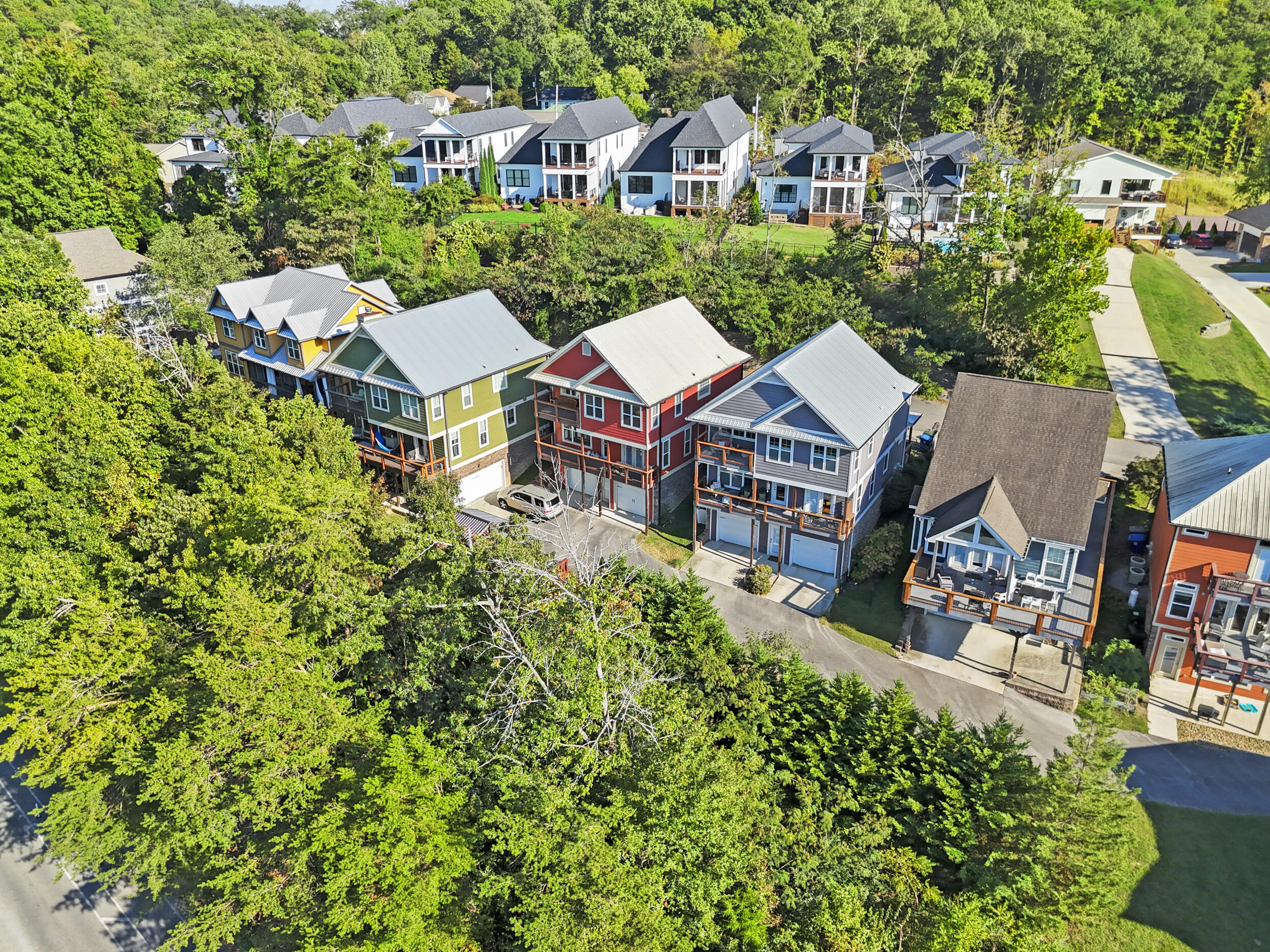 825 Stellar View Chattanooga, TN 37405 - Photo 44 of 47 dji_20251003044426_0028_d