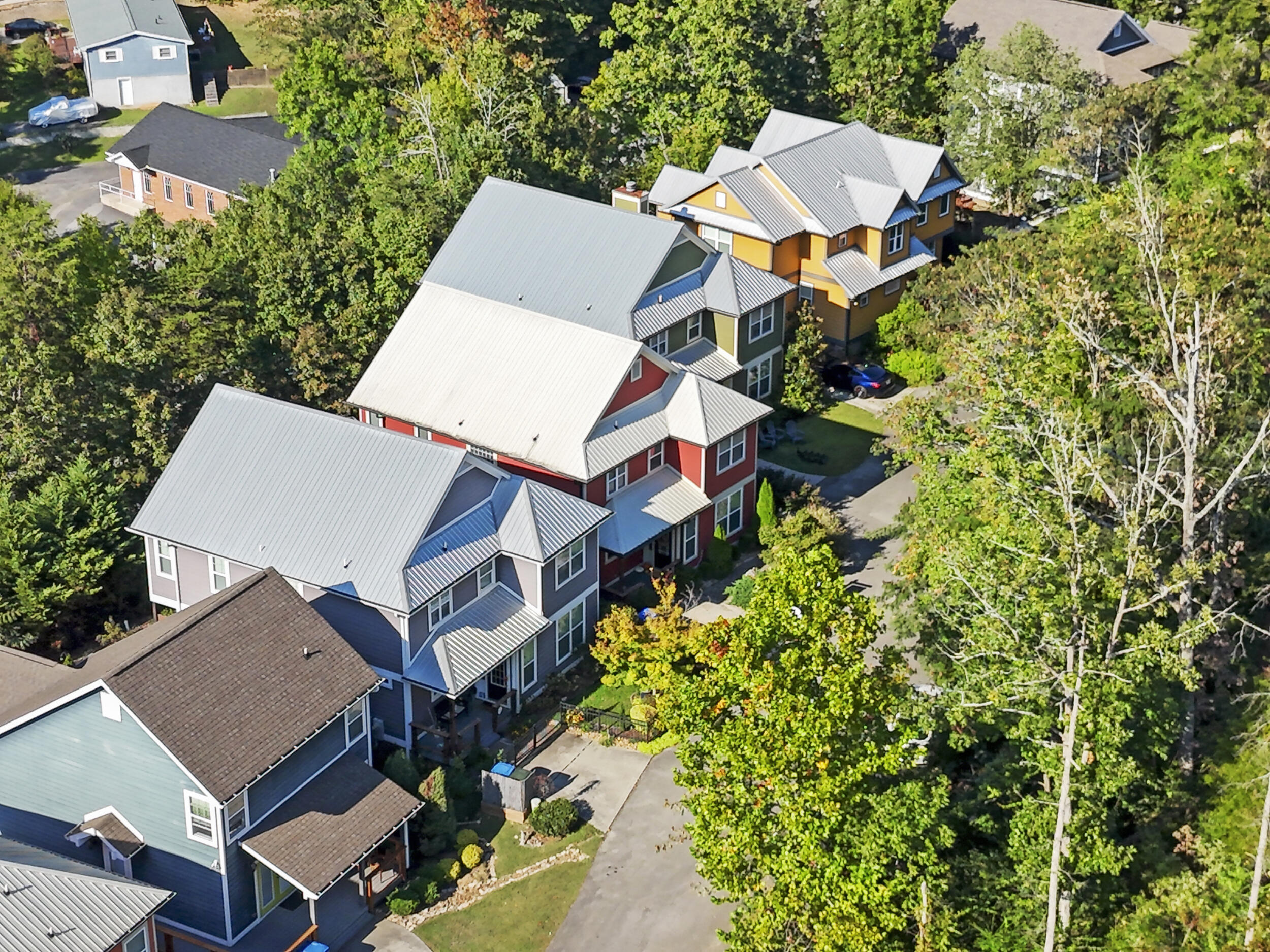 825 Stellar View Chattanooga, TN 37405 - Photo 47 of 47 dji_20251003044832_0053_d