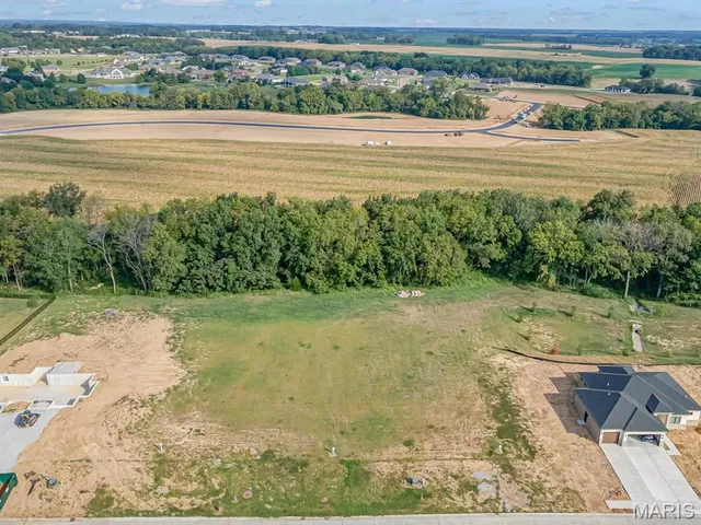 $87,500 | 588 Legacy Drive, Waterloo, IL 62298