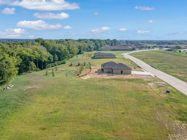 $87,500 | 588 Legacy Drive, Waterloo, IL 62298