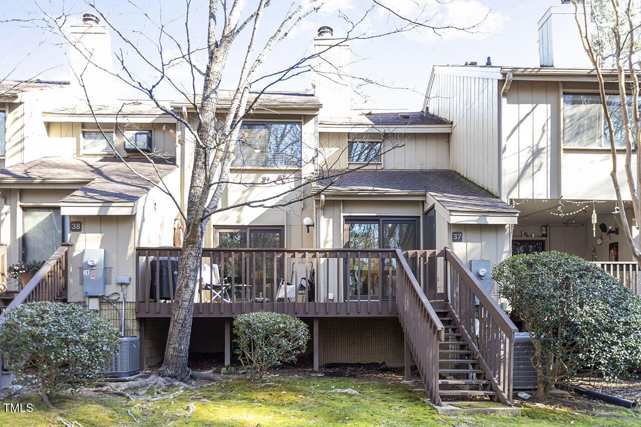 4100 Five Oaks Drive, Unit 37 Durham, NC 27707 - Photo 12 of 14 4100 Five Oaks Drive_08