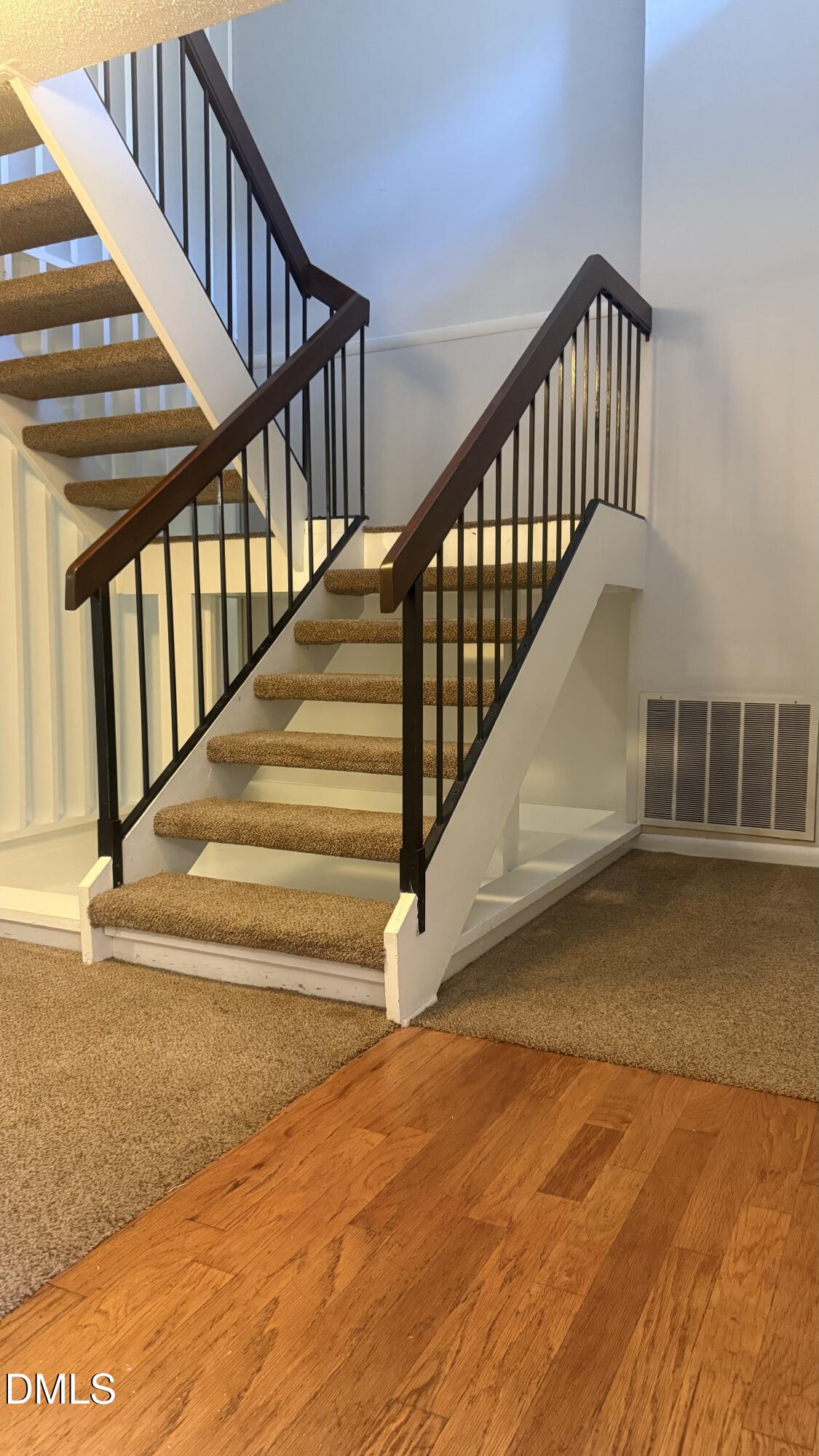 4100 Five Oaks Drive, Unit 37 Durham, NC 27707 - Photo 5 of 14 IMG_3322