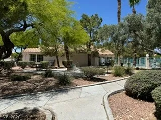 $2,400 | 7938 Cina Avenue, Las Vegas, NV 89147