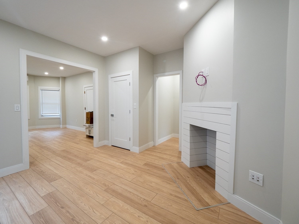 20 Winslow Road, Unit 1 Brookline, MA 02446 - Photo 5 of 11
