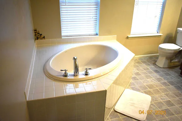 $2,800 | 1244 Rosemont Terrace, Pennsburg, PA 18073