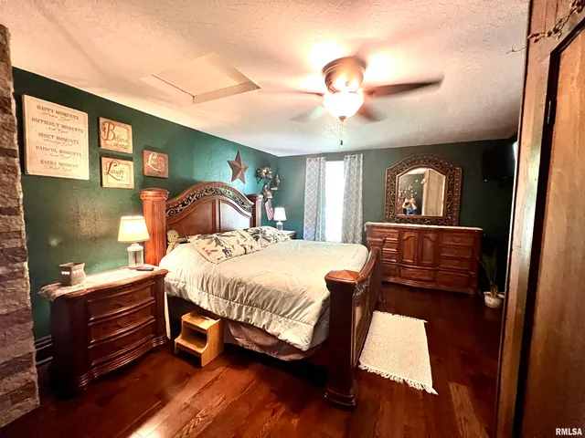 $119,500 | 209 Northwest 6th Street, Aledo, IL 61231