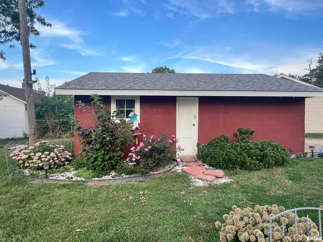 $119,500 | 209 Northwest 6th Street, Aledo, IL 61231