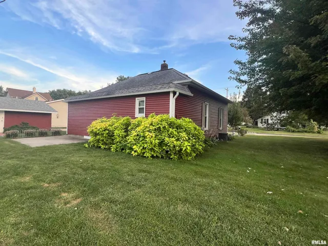 $119,500 | 209 Northwest 6th Street, Aledo, IL 61231