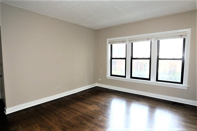 Undisclosed Address Chicago, IL 60657 - Photo 8 of 19