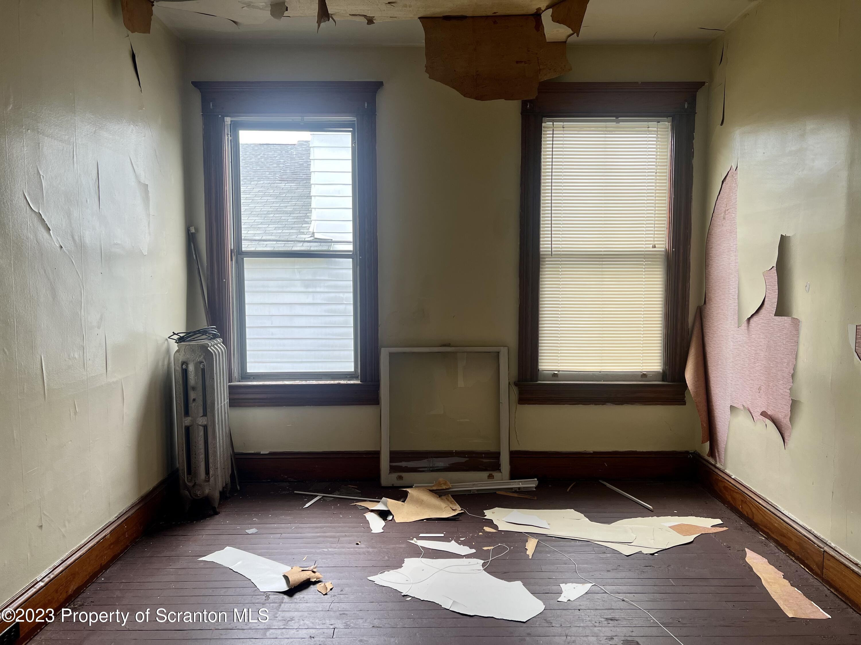 352-354 Maple Street Scranton, PA 18505 - Photo 13 of 22