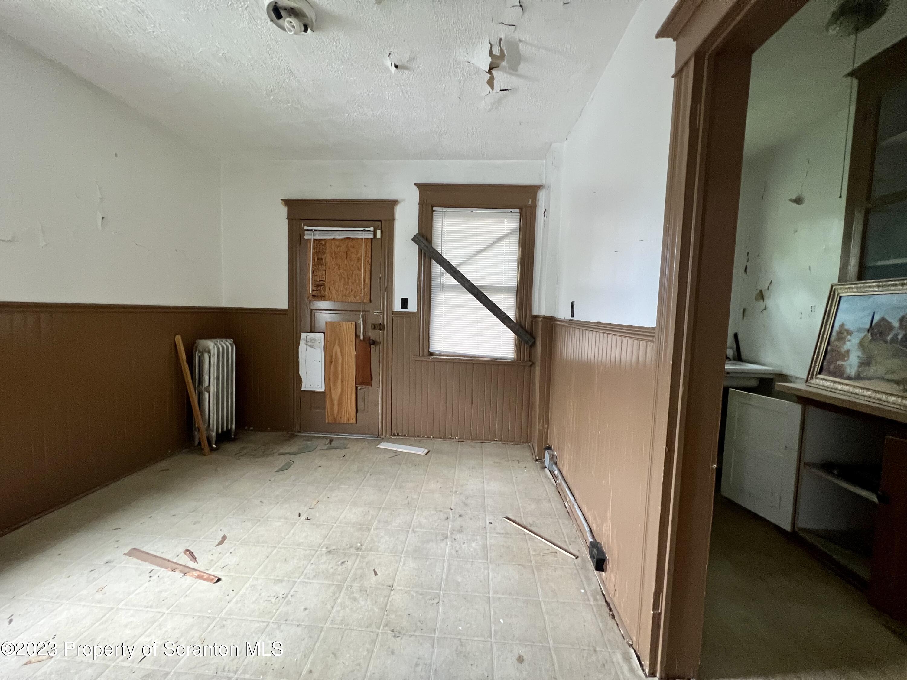 352-354 Maple Street Scranton, PA 18505 - Photo 15 of 22