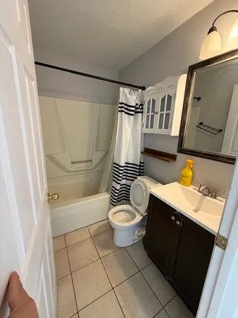 $2,000 | 192 Billings Street, Unit 3, Quincy, MA 02171