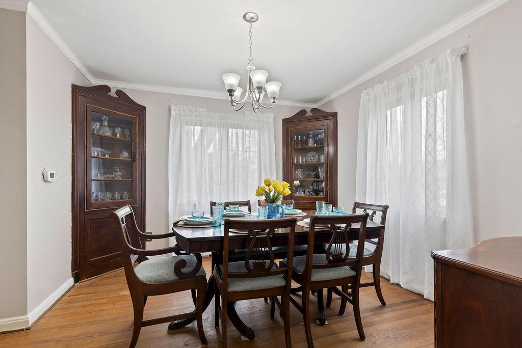 2584 Chester Road Columbus, OH 43221 - Photo 10 of 49 Dining room with matching built in corner curios