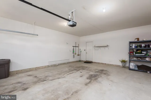 a view of a livingroom with furniture