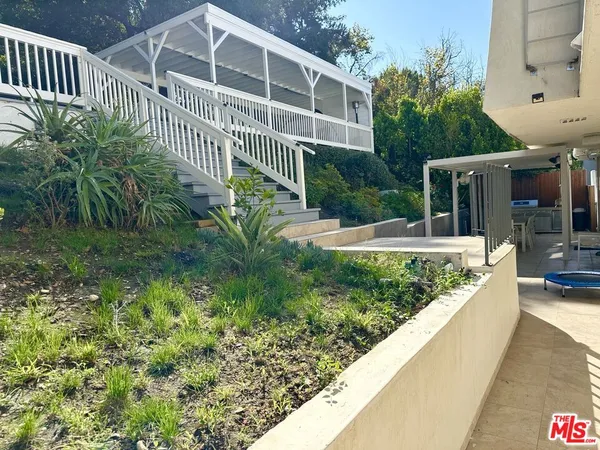 $2,795,000 | 3539 Alana Drive, Sherman Oaks, CA 91403