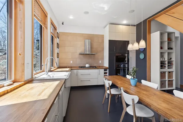 $775,000 | 490 Pudding Street, Carmel, NY 10512